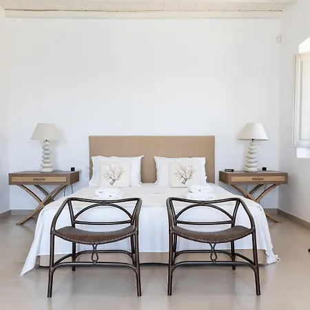 Expansive Cliffside Villa In Mykonos With Horizon Views Ornos (Mykonos)