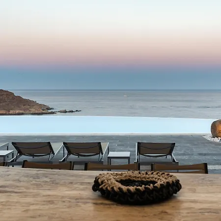 Expansive Cliffside Villa In Mykonos With Horizon Views Ornos (Mykonos)